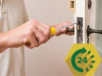 Master Locksmith Store Miami, FL 305-307-5773 - service-side-emergency